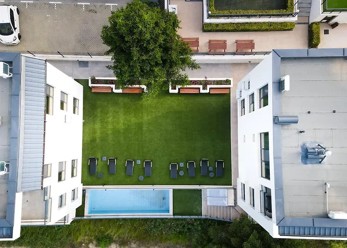 Saint George Apartment *