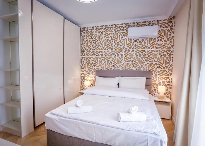 Saint George Apartment *