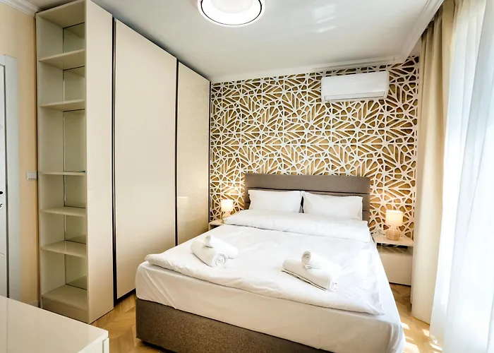 Saint George Apartment *