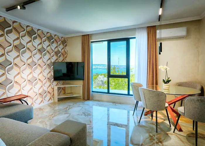 Saint George * Varna